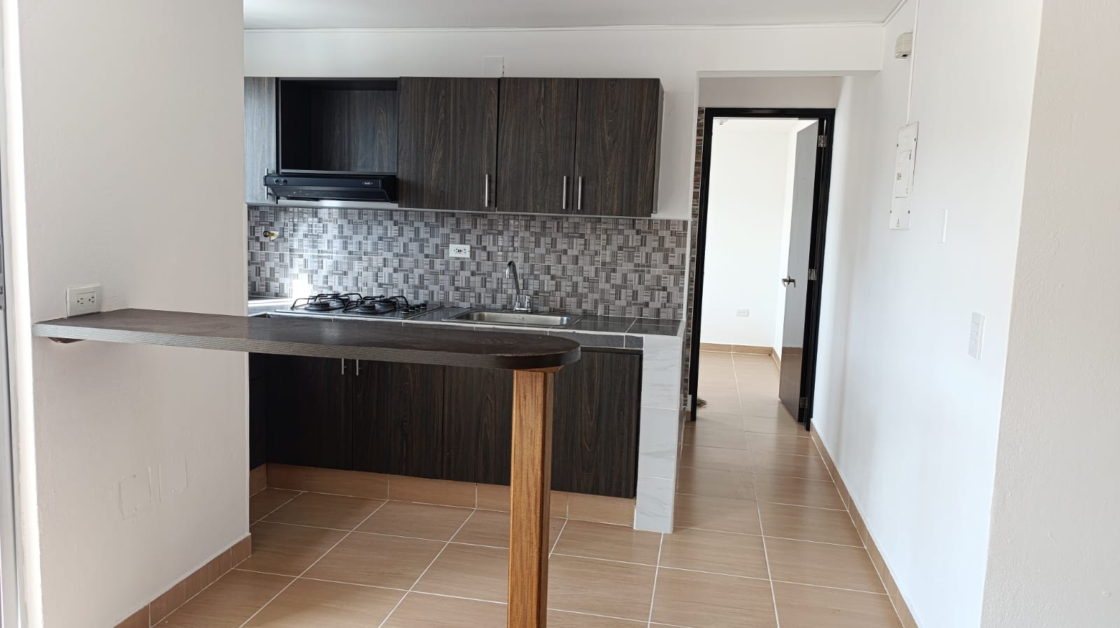 APARTAMENTO EN ARRIENDO EN LA CEJA, QUINTO PISO.