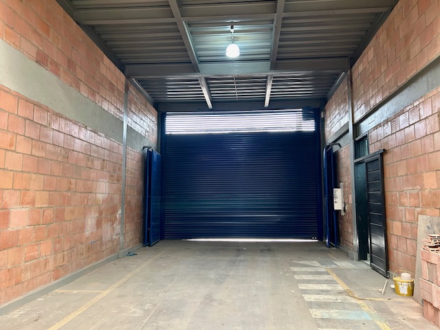 VENDO OFICINAS EN C C AVE. CHILE