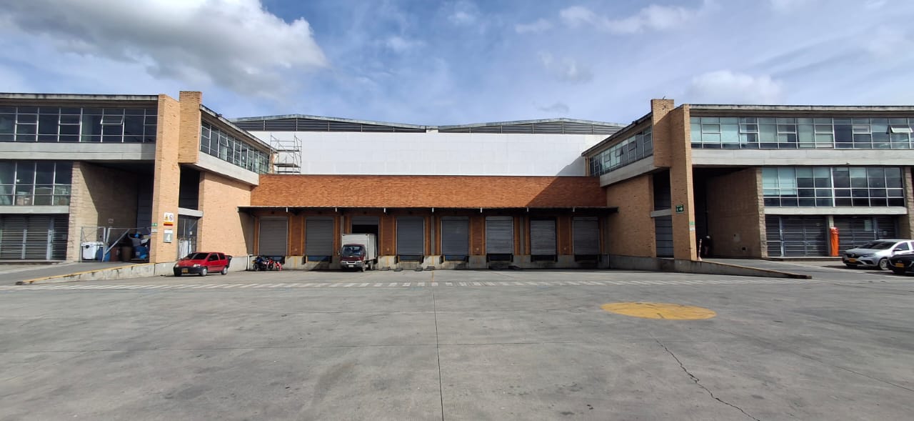 EXCELENTE LOTE INDUSTRIAL EN ARRIENDO - VILLAVICENCIO