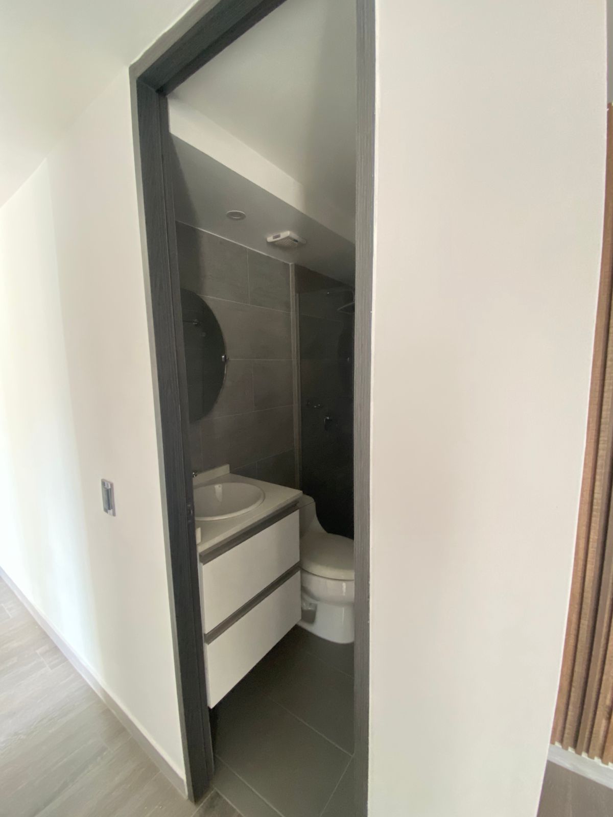 Se Arrienda Oficina en Suramericana, Medellín