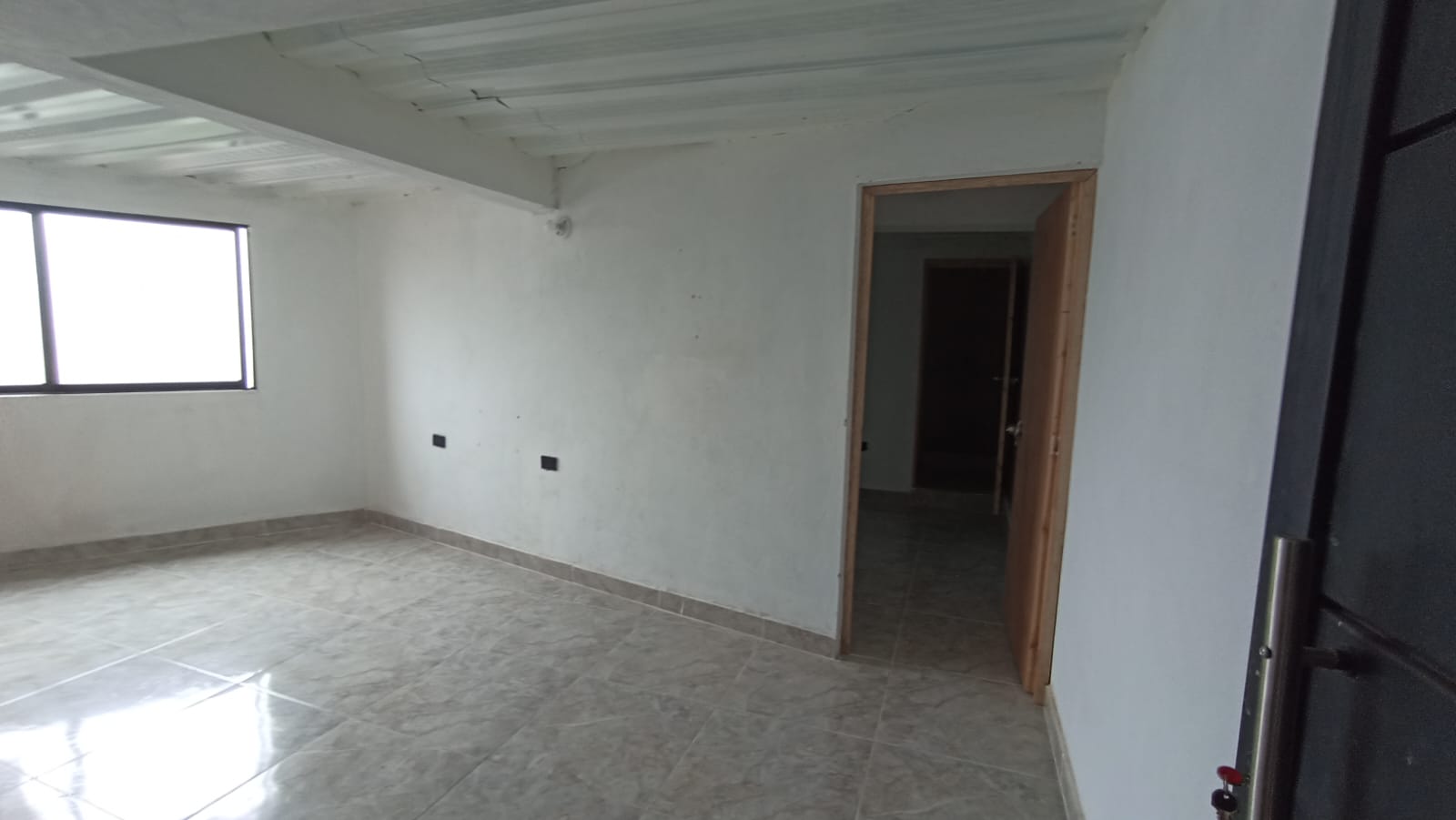 Se arrienda apartamento amoblado