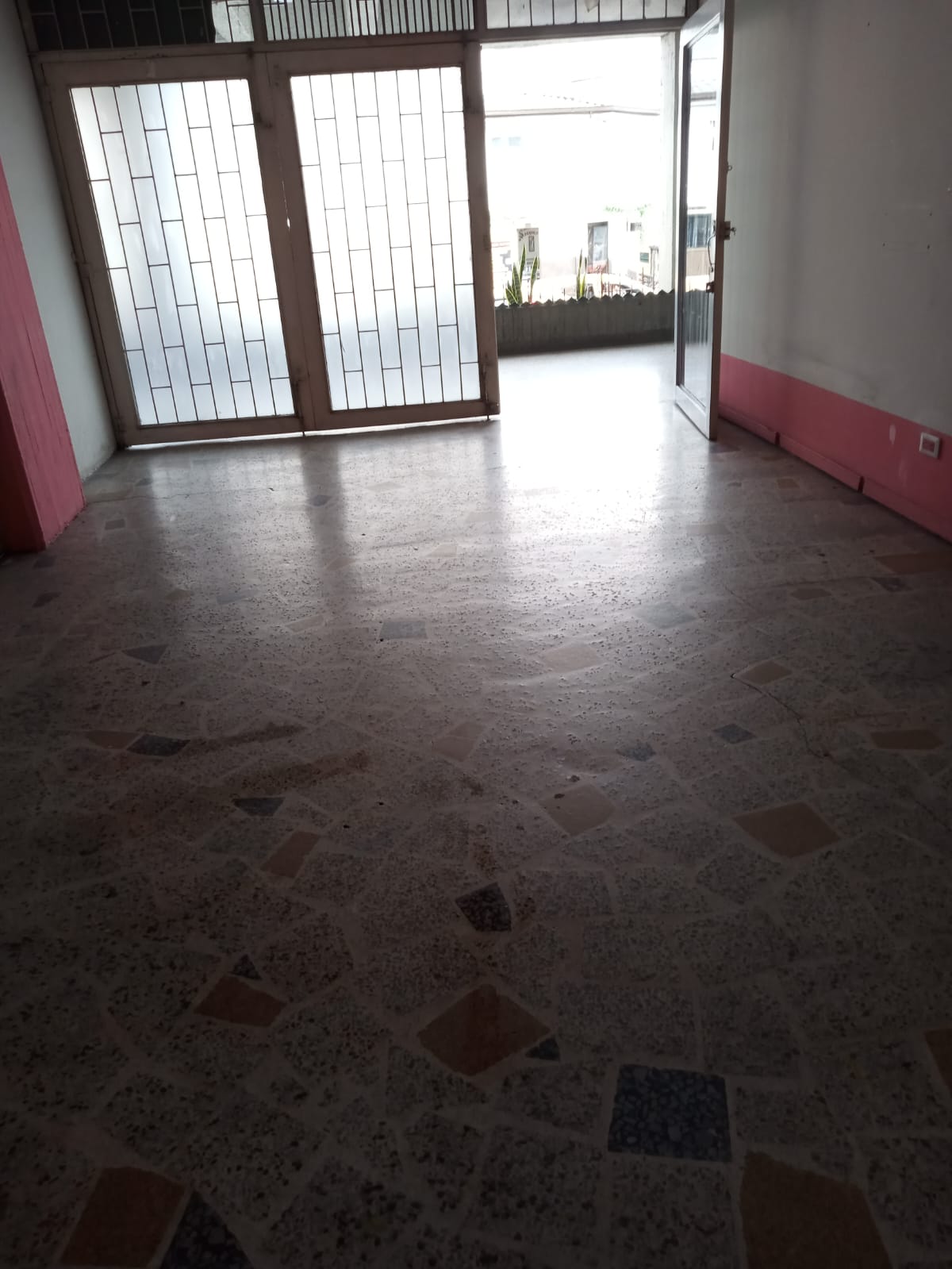 Local comercial en arriendo sector Antiguo Terminal Manizales