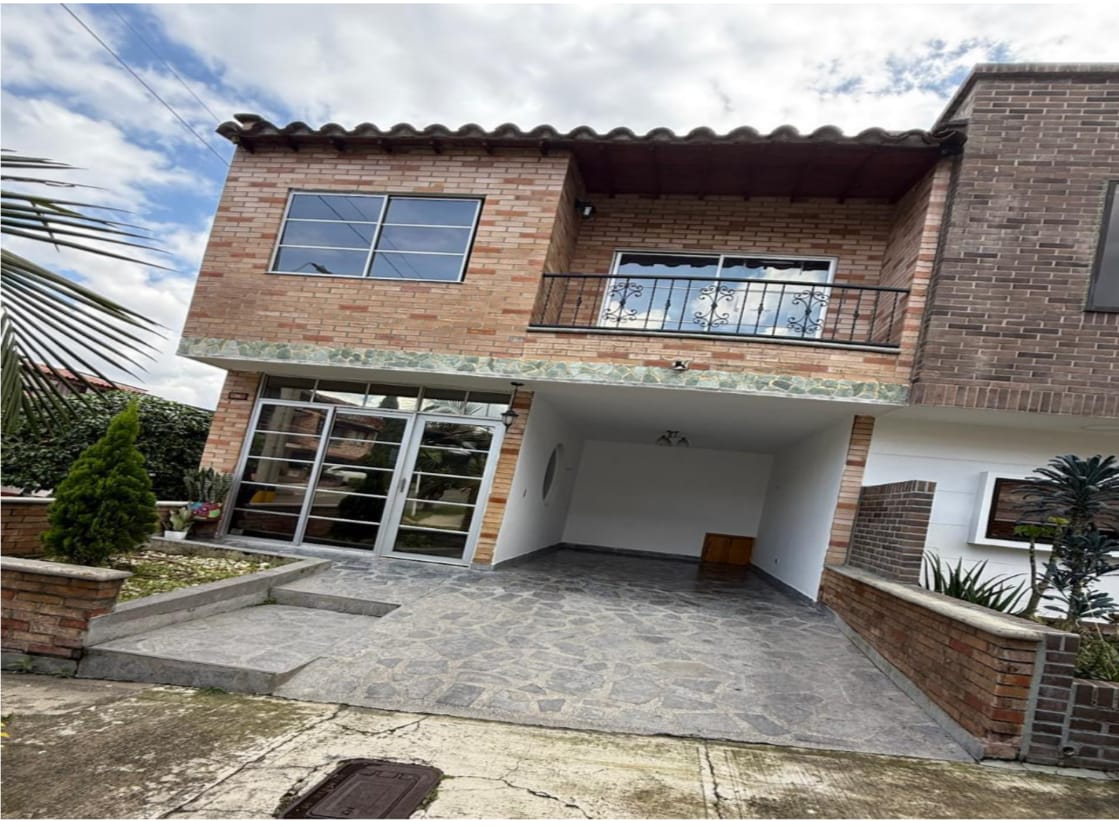 Se Arrienda Apartamento Amoblado En San German, Medellin