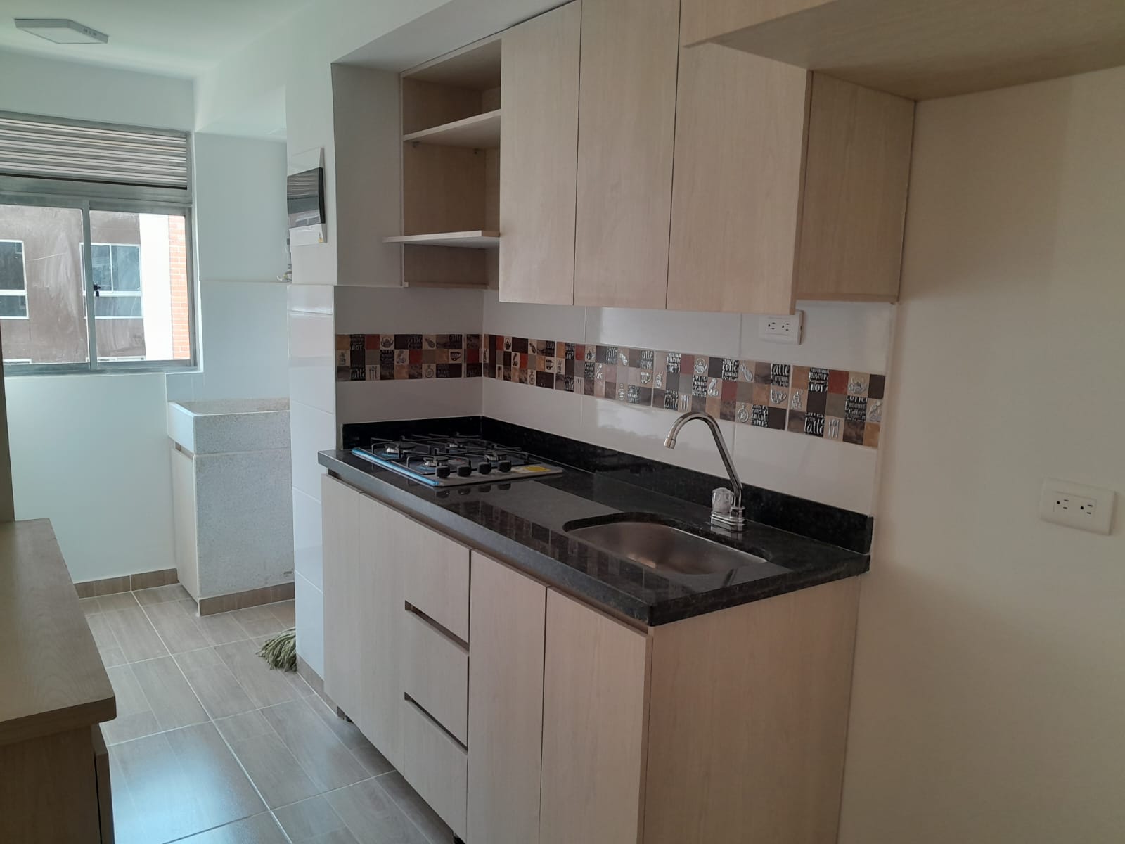 Se arrienda excelente habitación en el sector la paz de Envigado, en ambiente familiar seguro