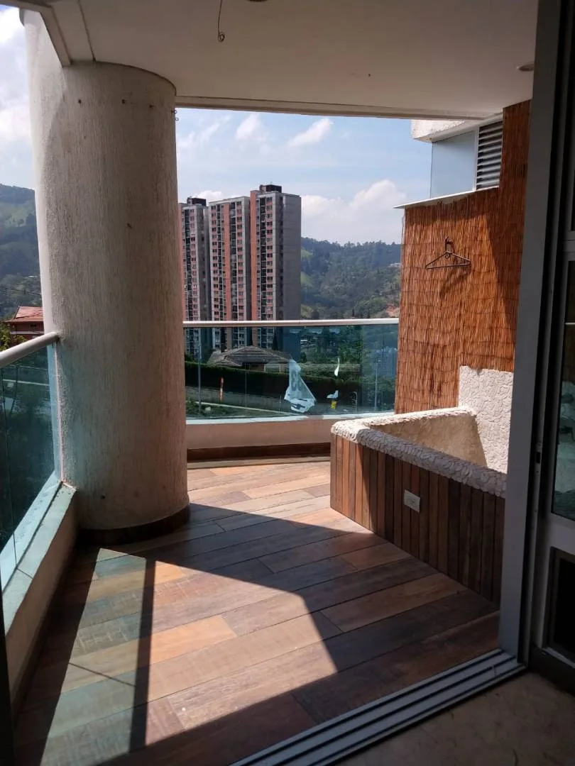 Local en Arriendo en Centro, Itaguí