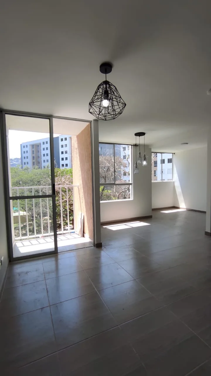 Apartamento en Arriendo en Los portales - nuevo rey, Cali