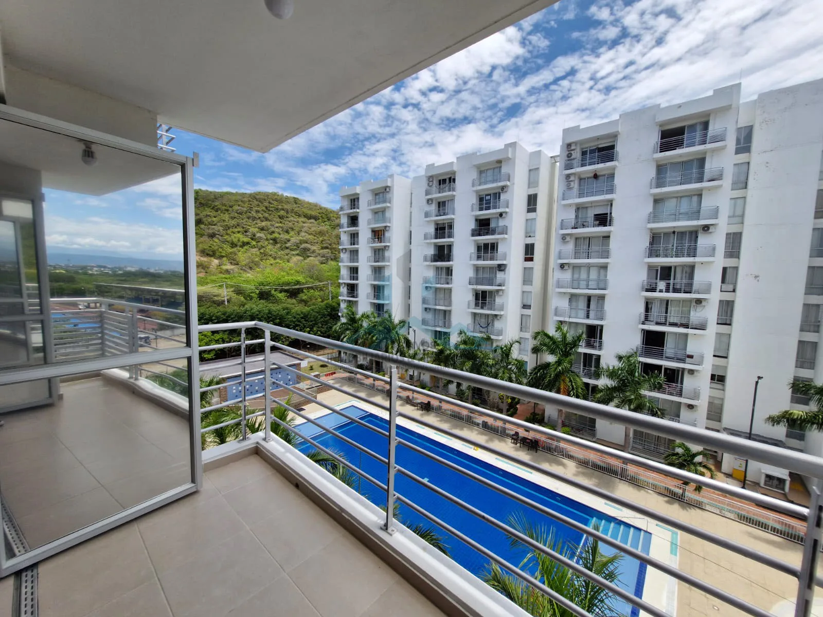 Apartamento en Arriendo en Aqualina, Girardot