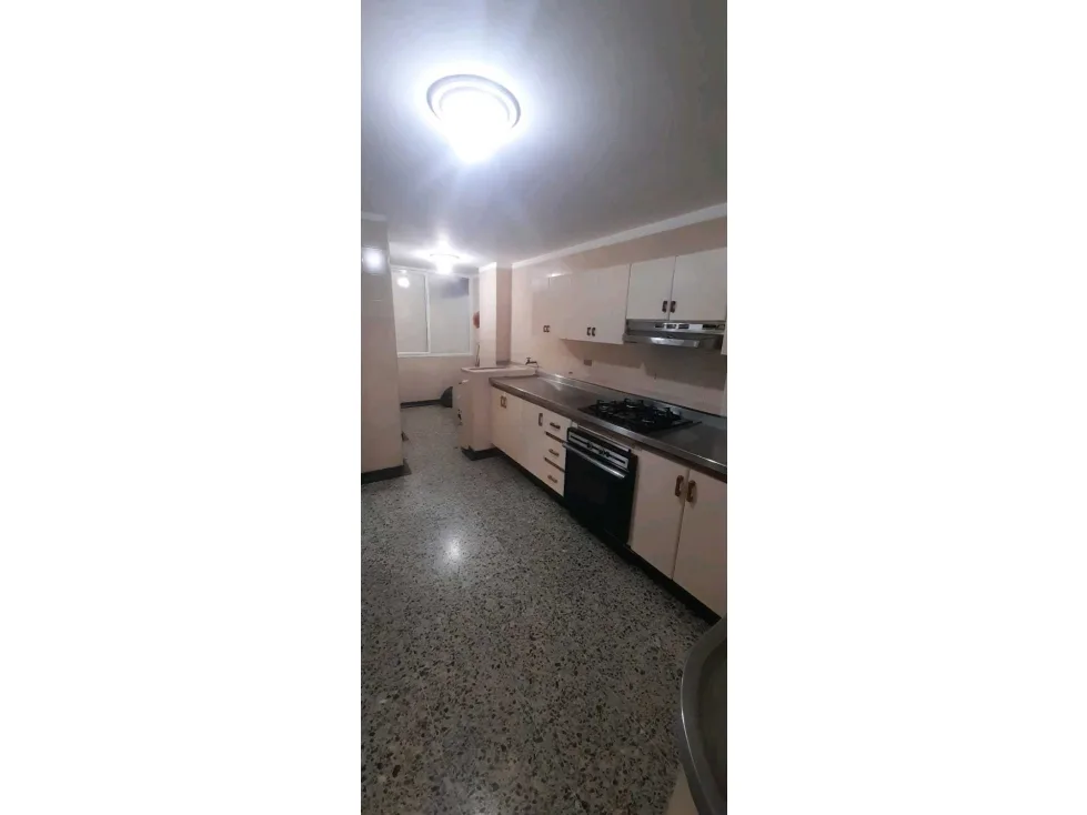 Lindo apartamento en arriendo en Bosques de Viena