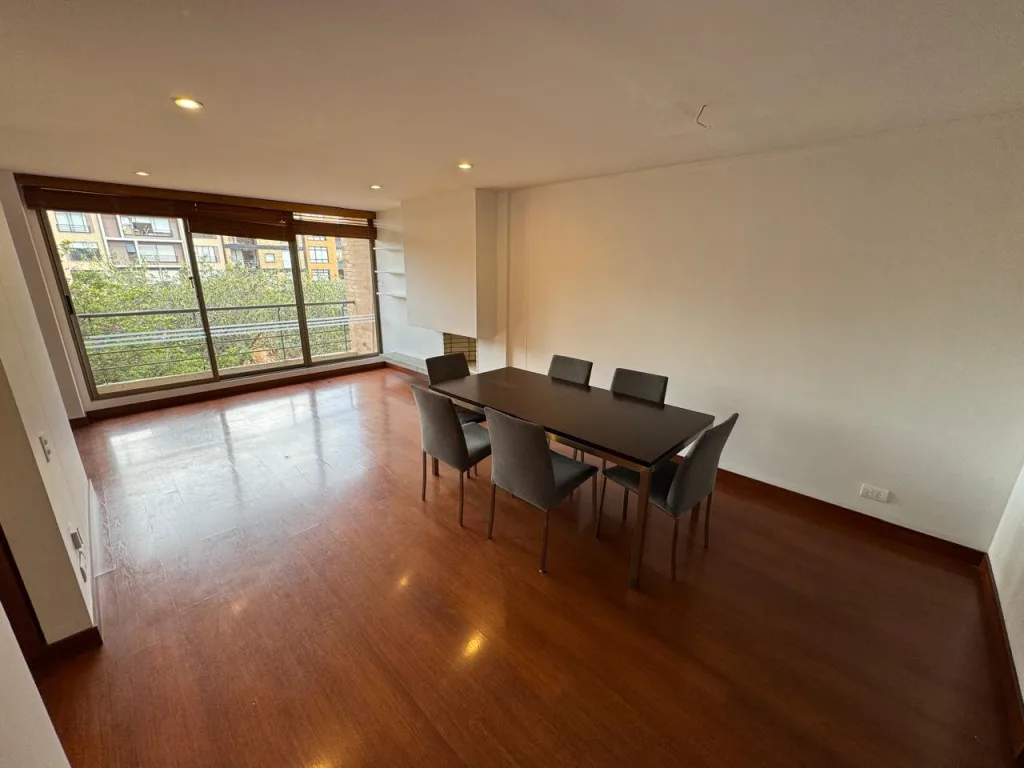 Apartamento en Arriendo en Santa barbara oriental, Bogotá