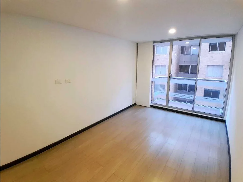 Arriendo Local Galerias