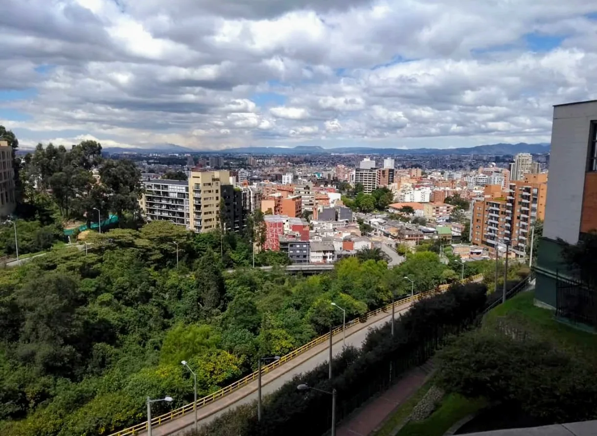 Apartamento en Arriendo en Santa ana oriental, Bogotá