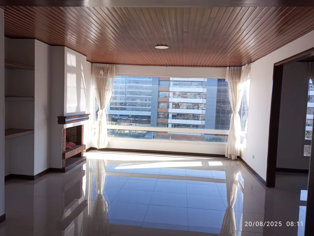 Apartamento en Arriendo en Santa Barbara, Bogotá