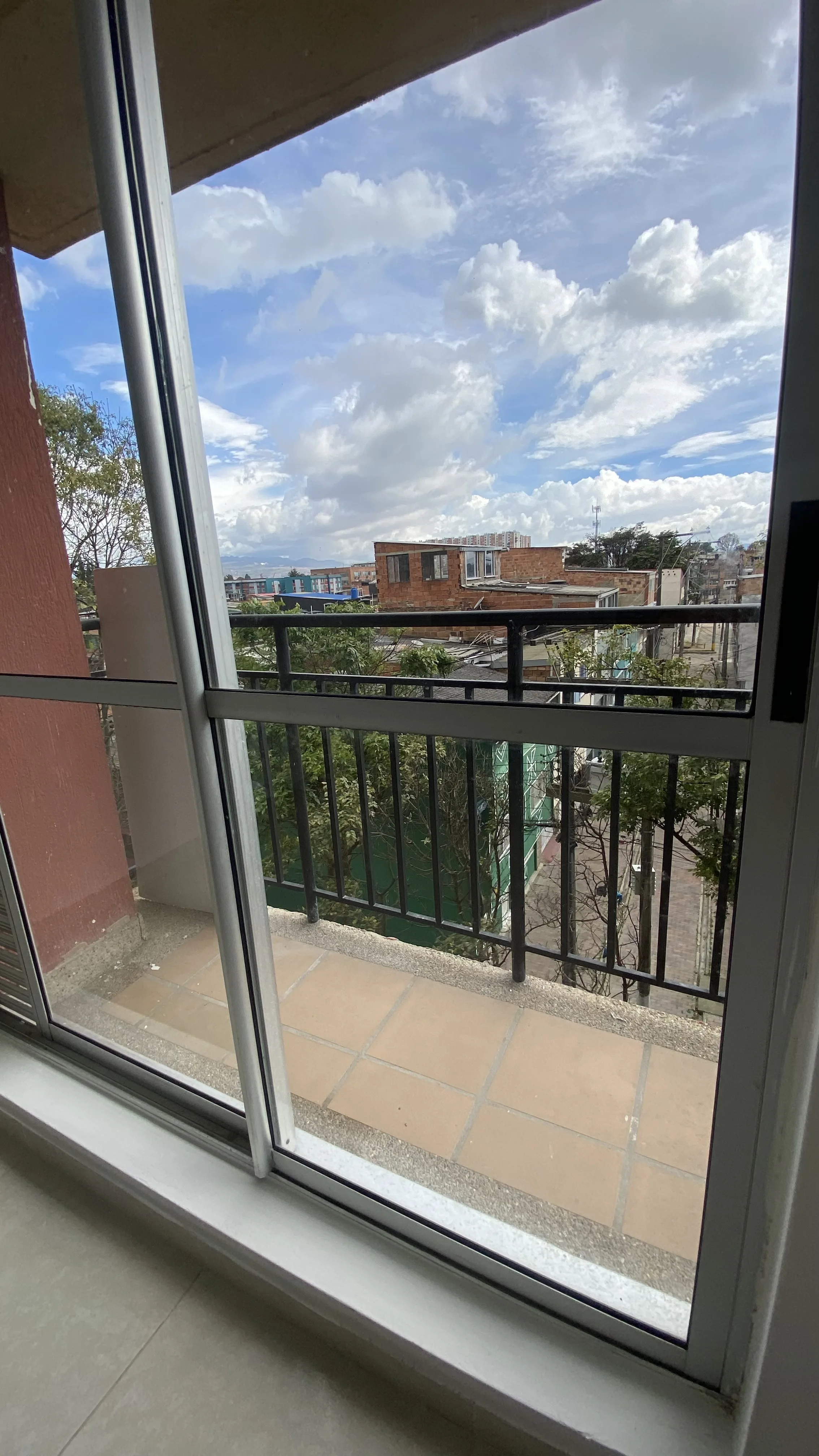 Apartamento en arriendo Madelena con estudio