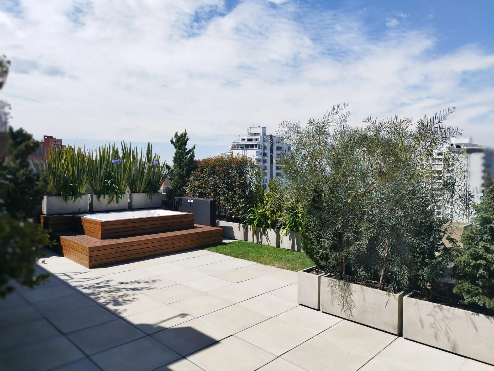 Oficina en Arriendo en Santa Paula, Bogotá