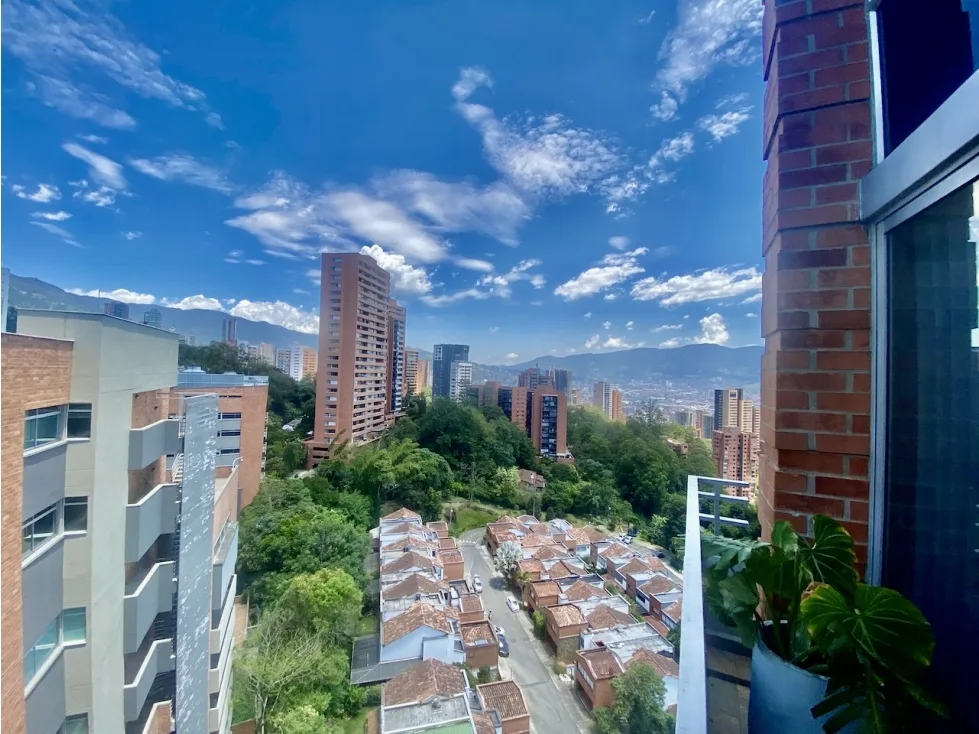 Se Vende y Arrienda Casa-comercial en La América