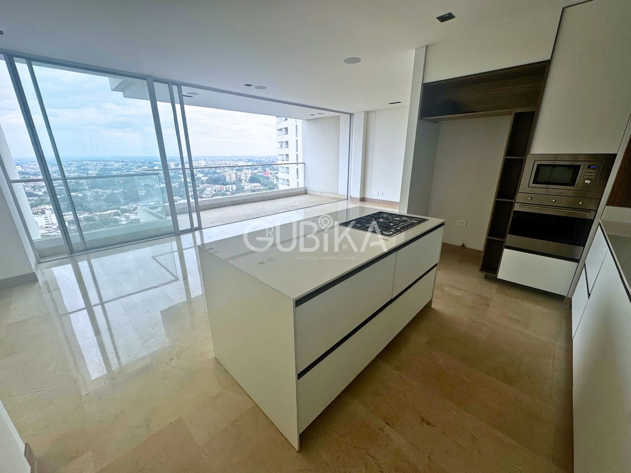 Apartamento en Arriendo en Menga, Cali