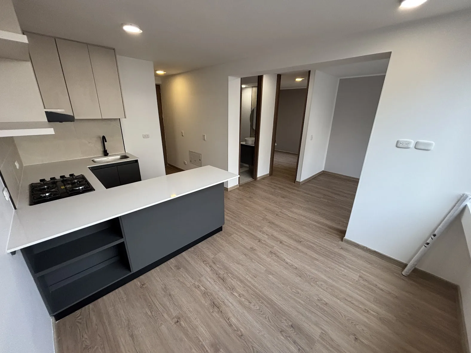 Apartamento en Arriendo en Montevideo, Bogotá