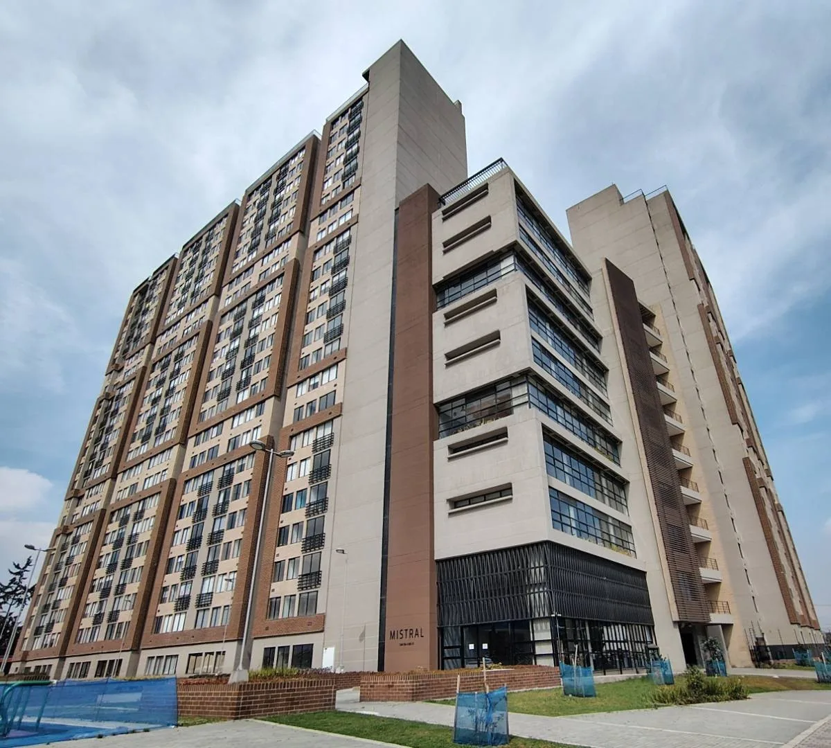 Apartamento en Arriendo en Montevideo, Bogotá