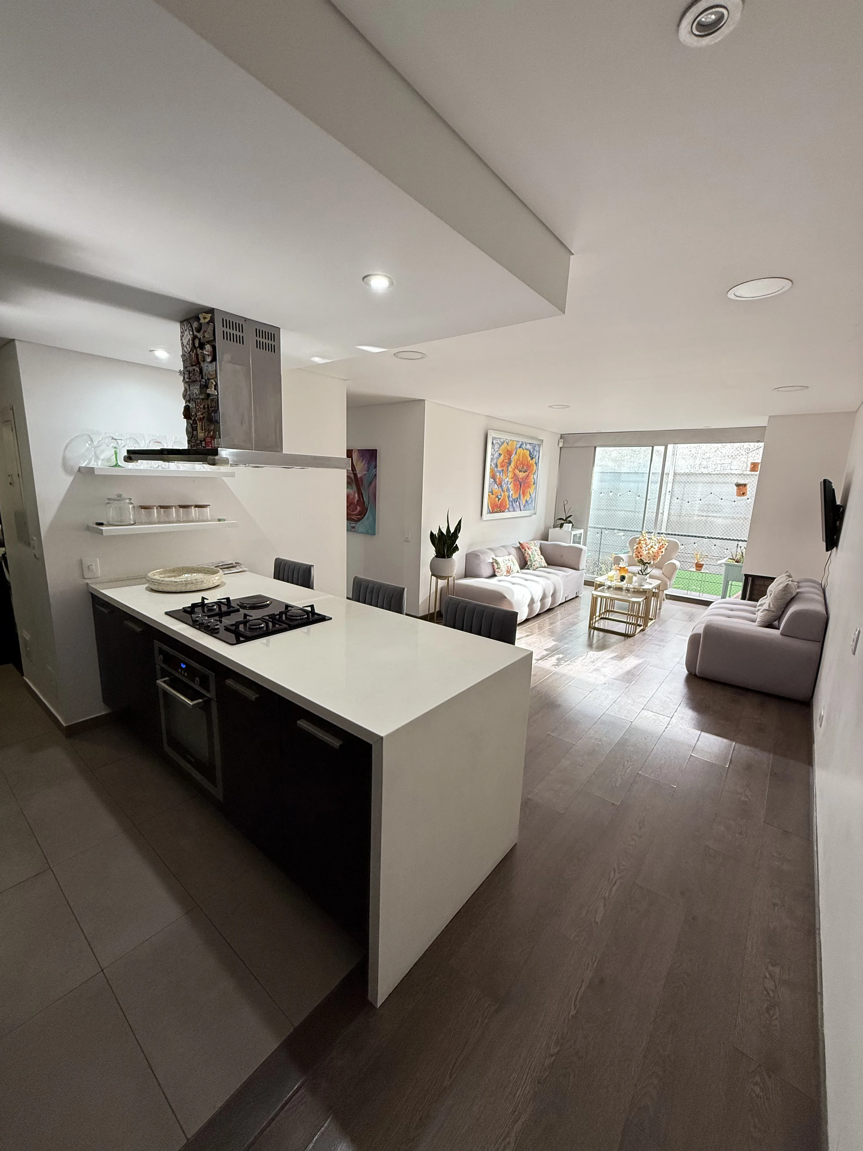 Apartamento en Arriendo en Nueva Autopista, Bogotá