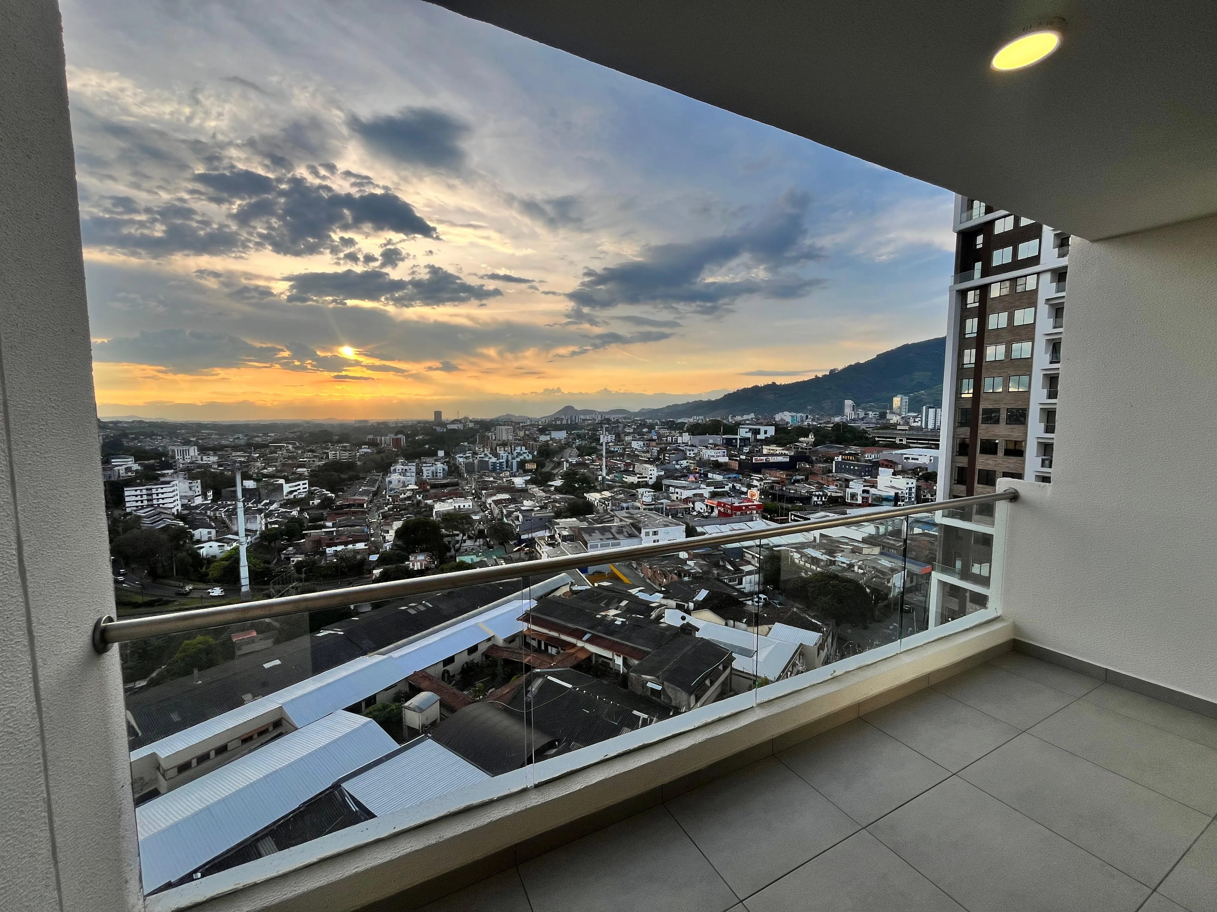Apartamento en Arriendo en Pinares, Pereira