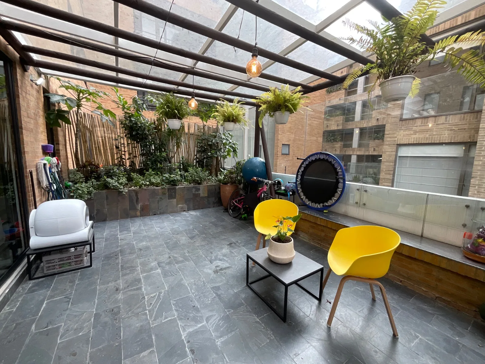 Oficina en Arriendo en Hayuelos, Bogotá