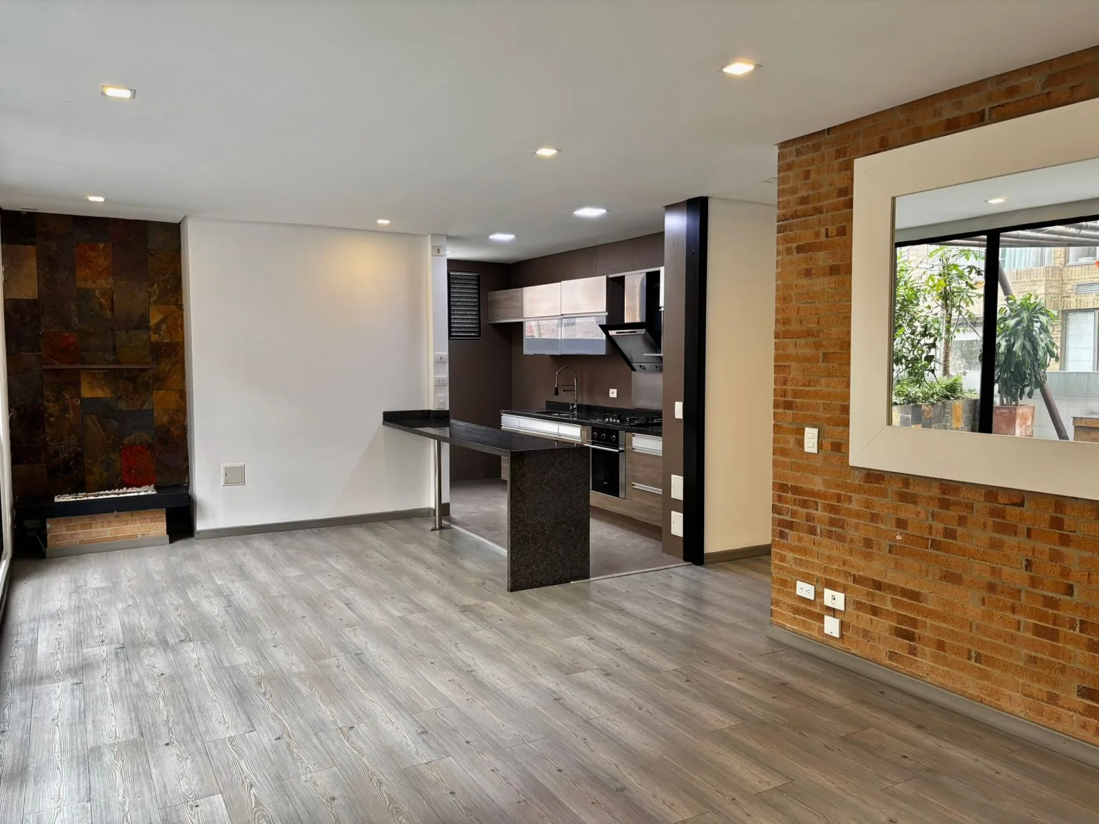 Oficina en Arriendo en El retiro, Bogotá