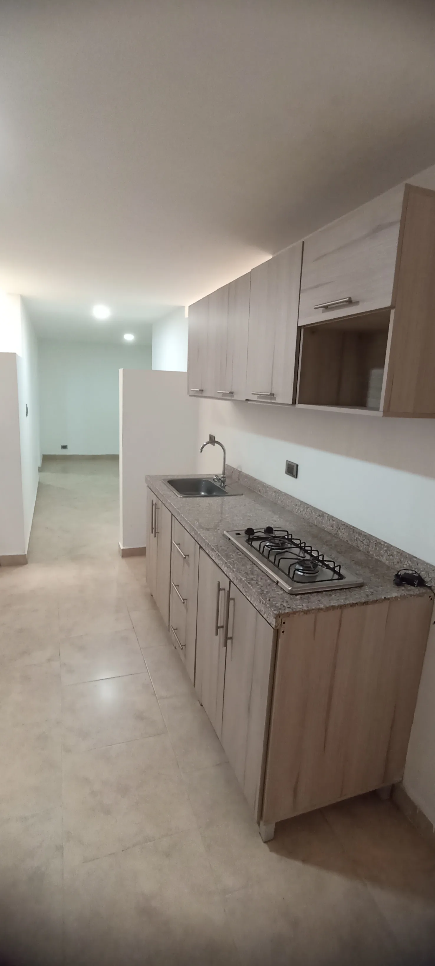 Apartaestudio en arriendo en El limonar, Cali