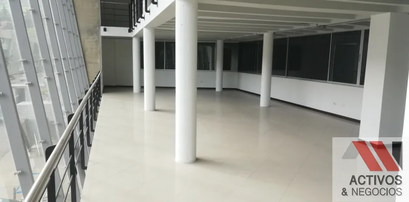 Local comercial en arriendo las Esmeraldas Itagüí