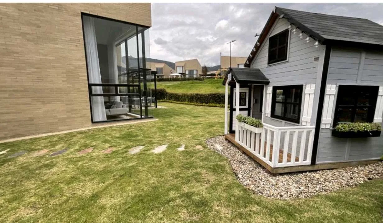 Casa Campestre en Arriendo en Chuntame, Cajicá