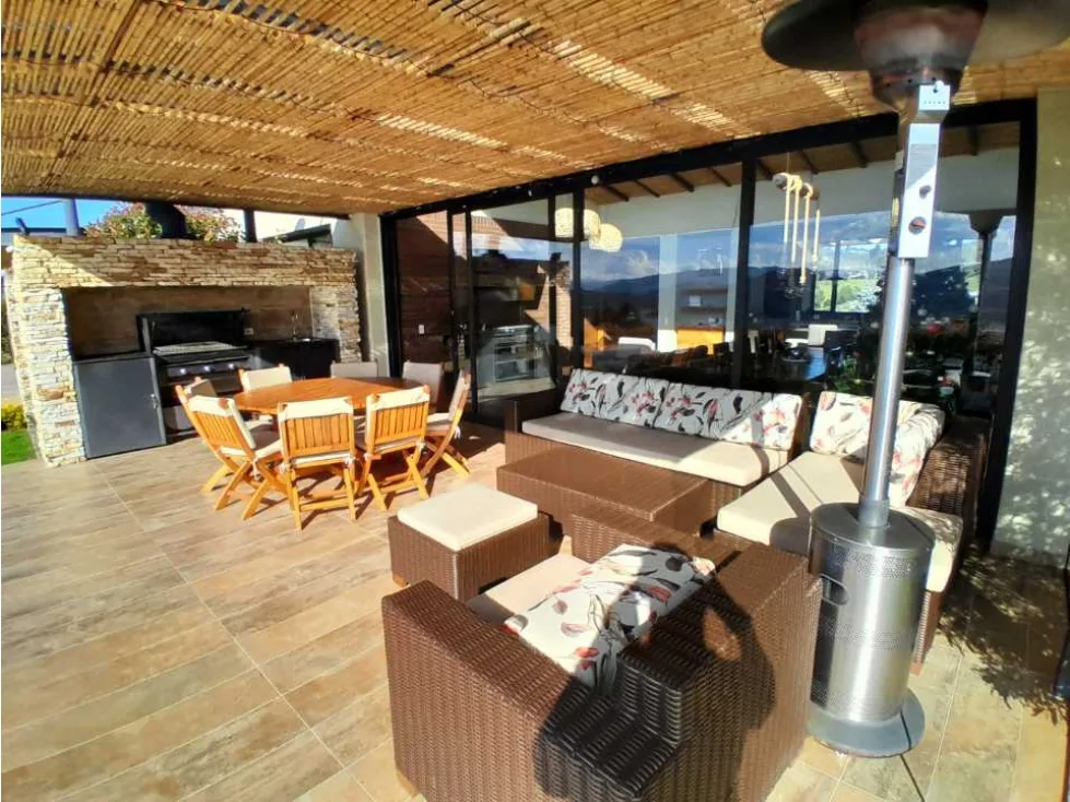 Casa Campestre en Arriendo en Sesquilé