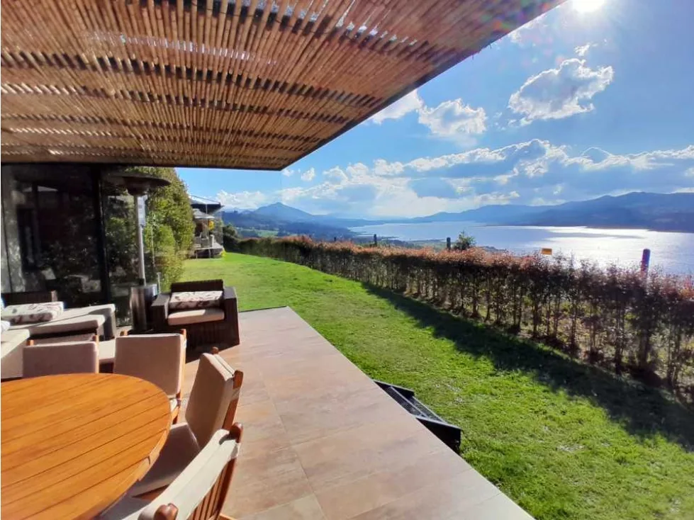 Casa Campestre en Arriendo en Sesquilé