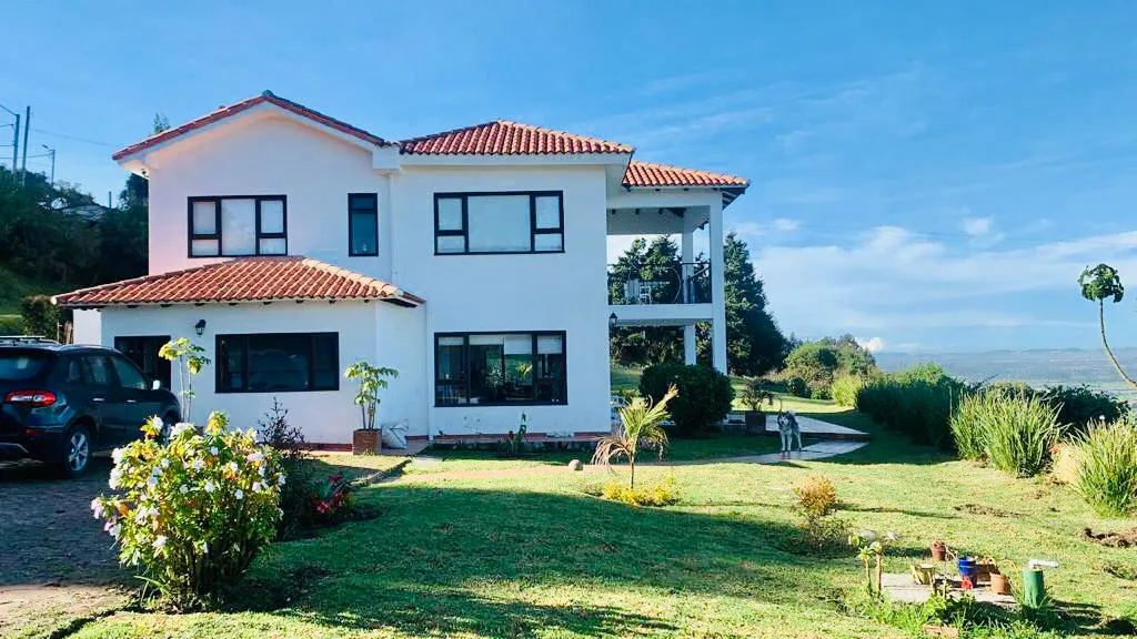 Chía, Conjunto Residencial Nogal, La balsa, Lote 350 M2, Const 229 M2