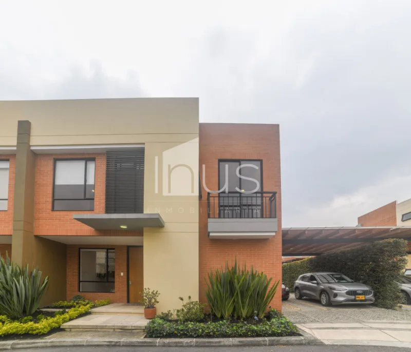 Casa en Arriendo en Calahorra, Cajicá