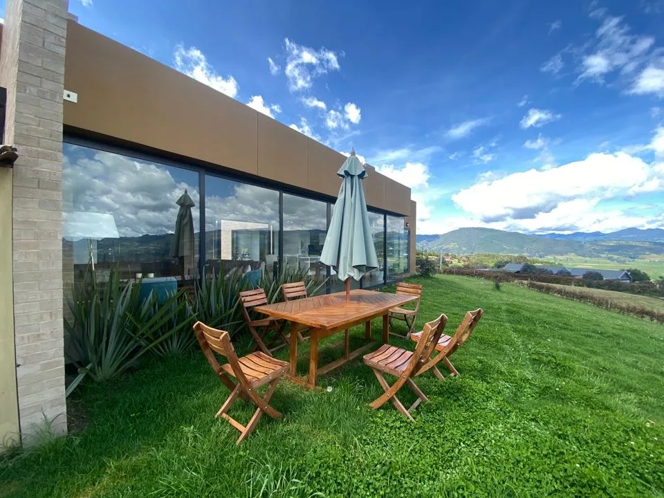 Casa en Arriendo en Tiquiza, Chía