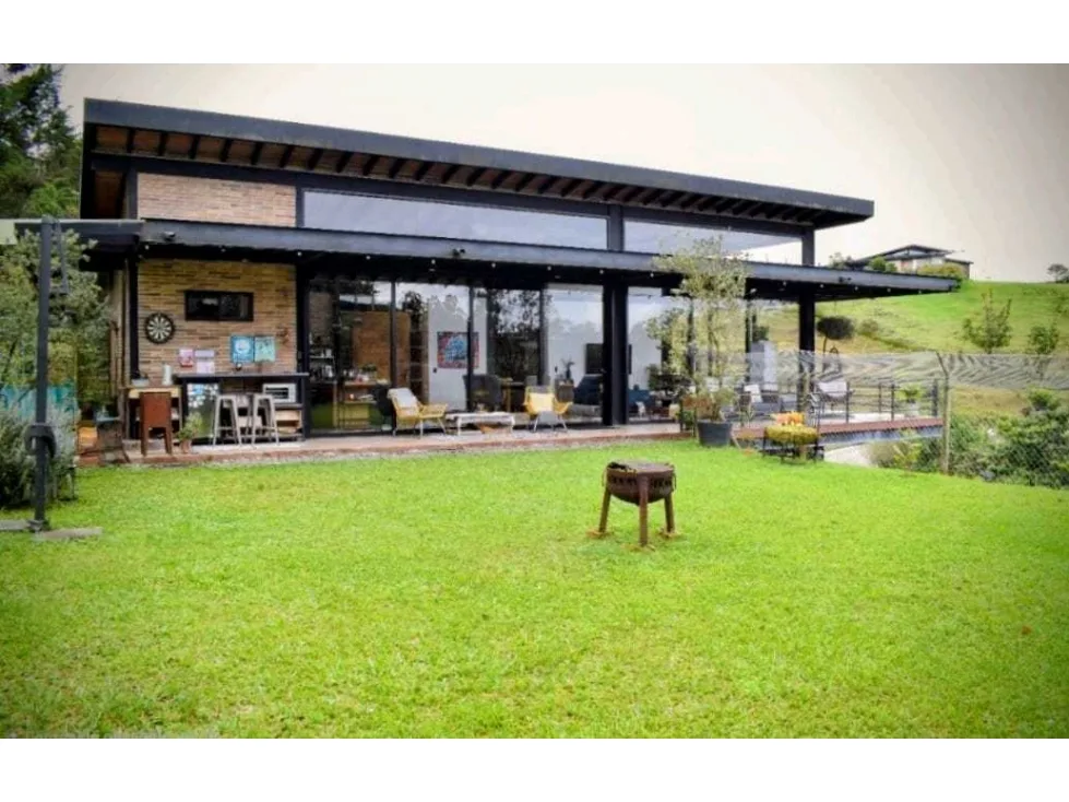 Apartamento amoblado en arriendo en el Poblado Medellín