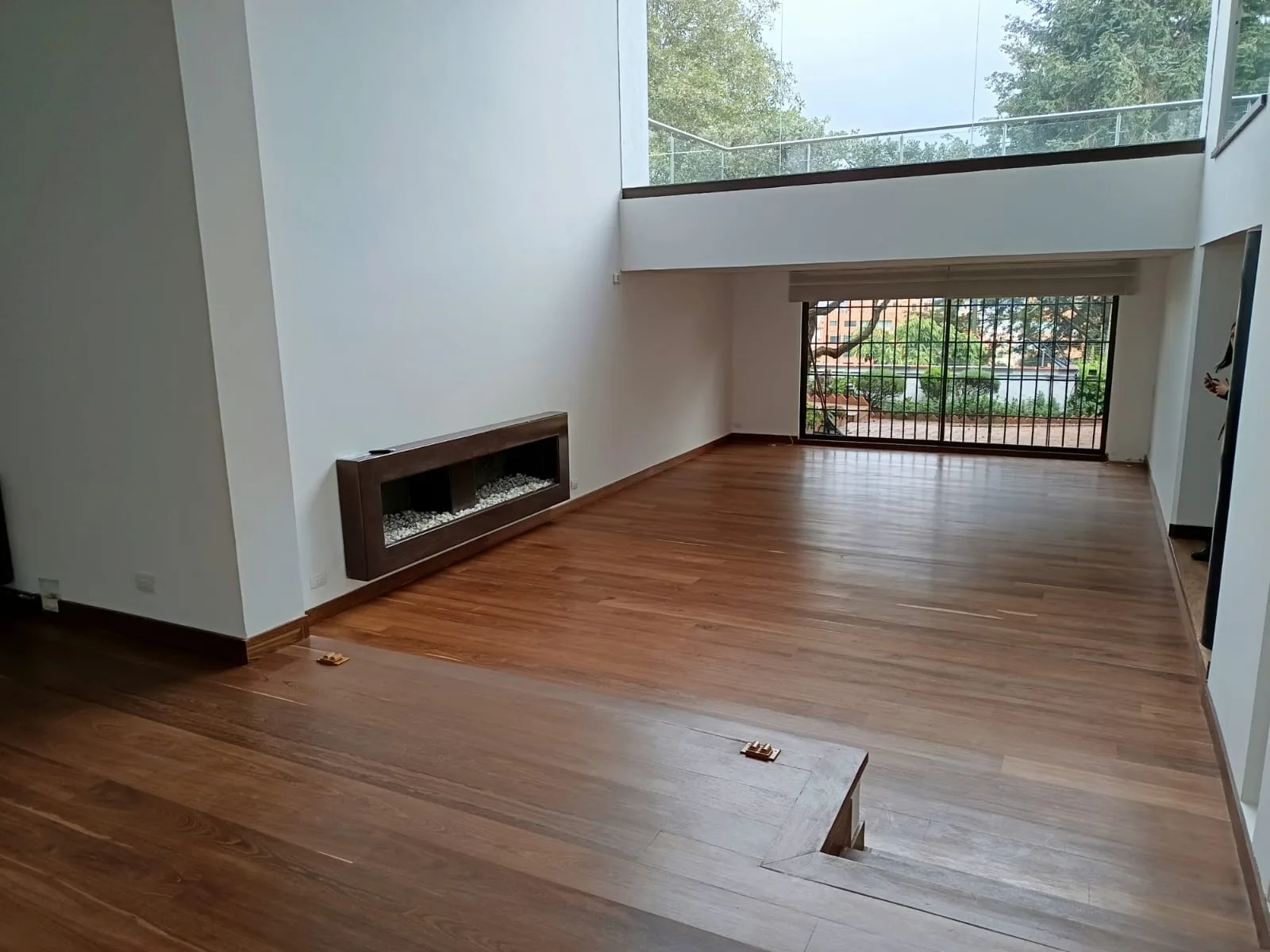 OFICINA EN ARRIENDO, CALLE 80 EN CENTRO EMPRESARIAL