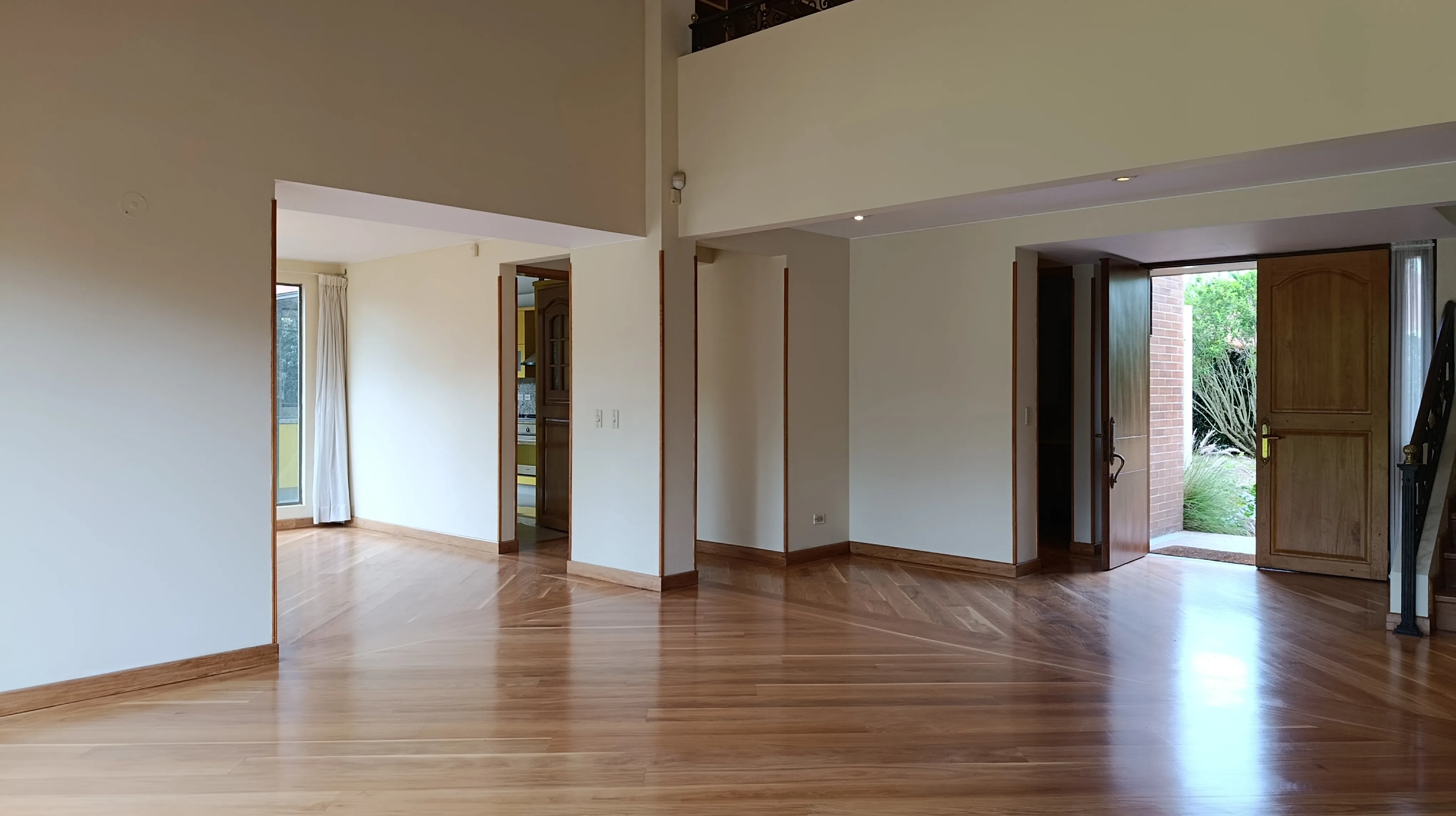 Casa en Arriendo en Guaymaral, Bogotá - 1