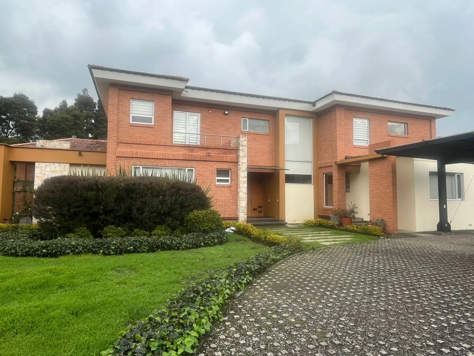 Casa en Arriendo en Santa ana oriental, Bogotá