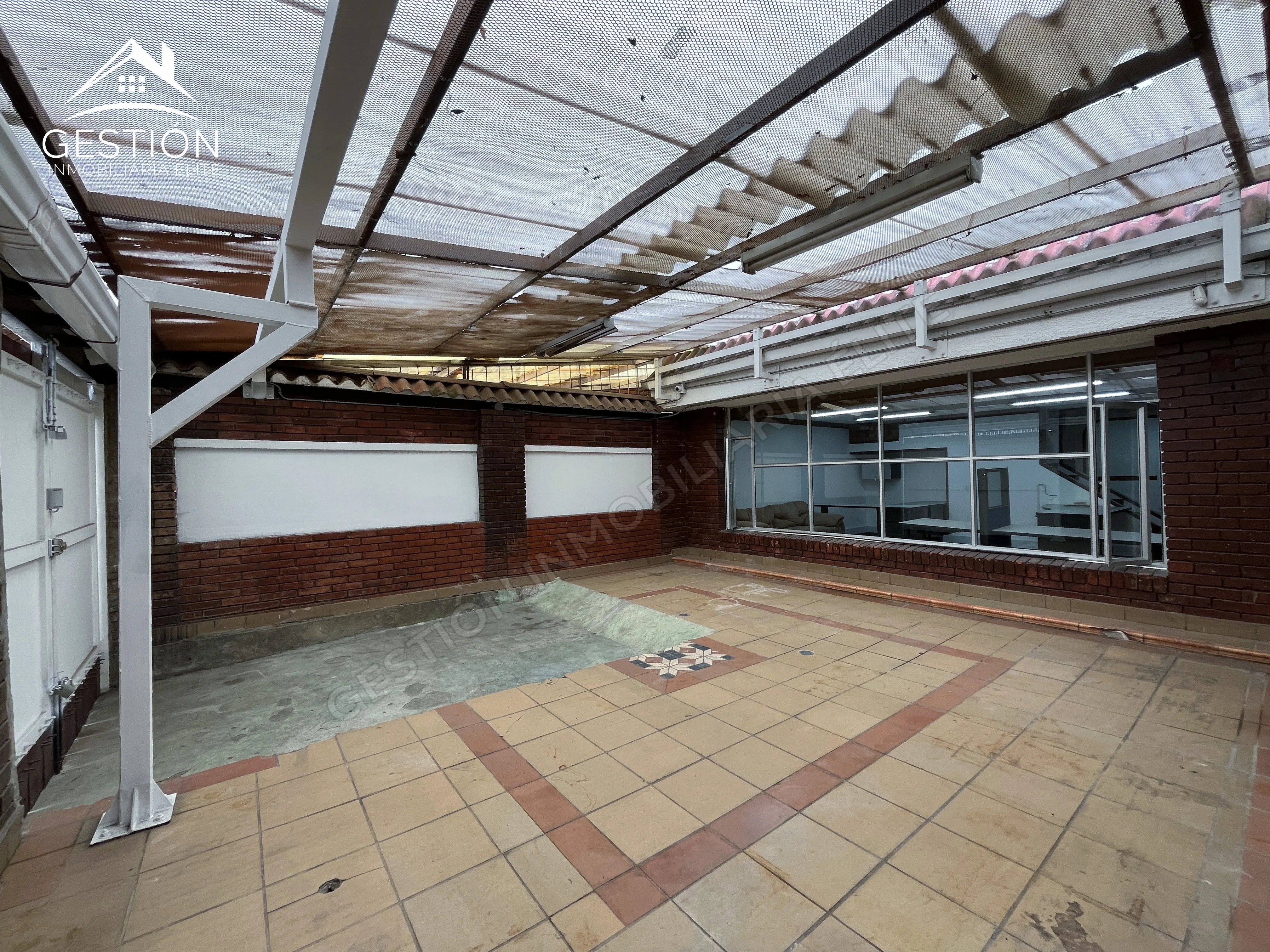 Local en arriendo en Ciudad jardin sur, Bogotá