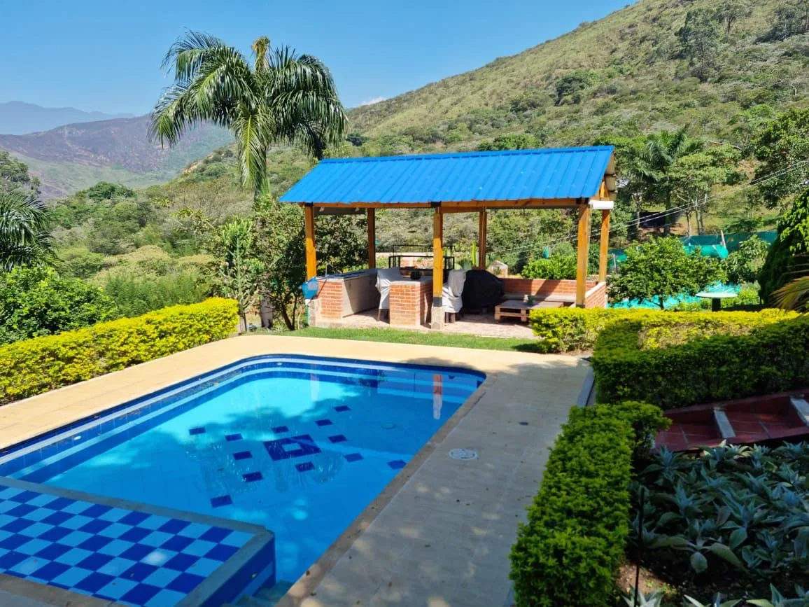 Casa en arriendo en Aguacatal, Cali