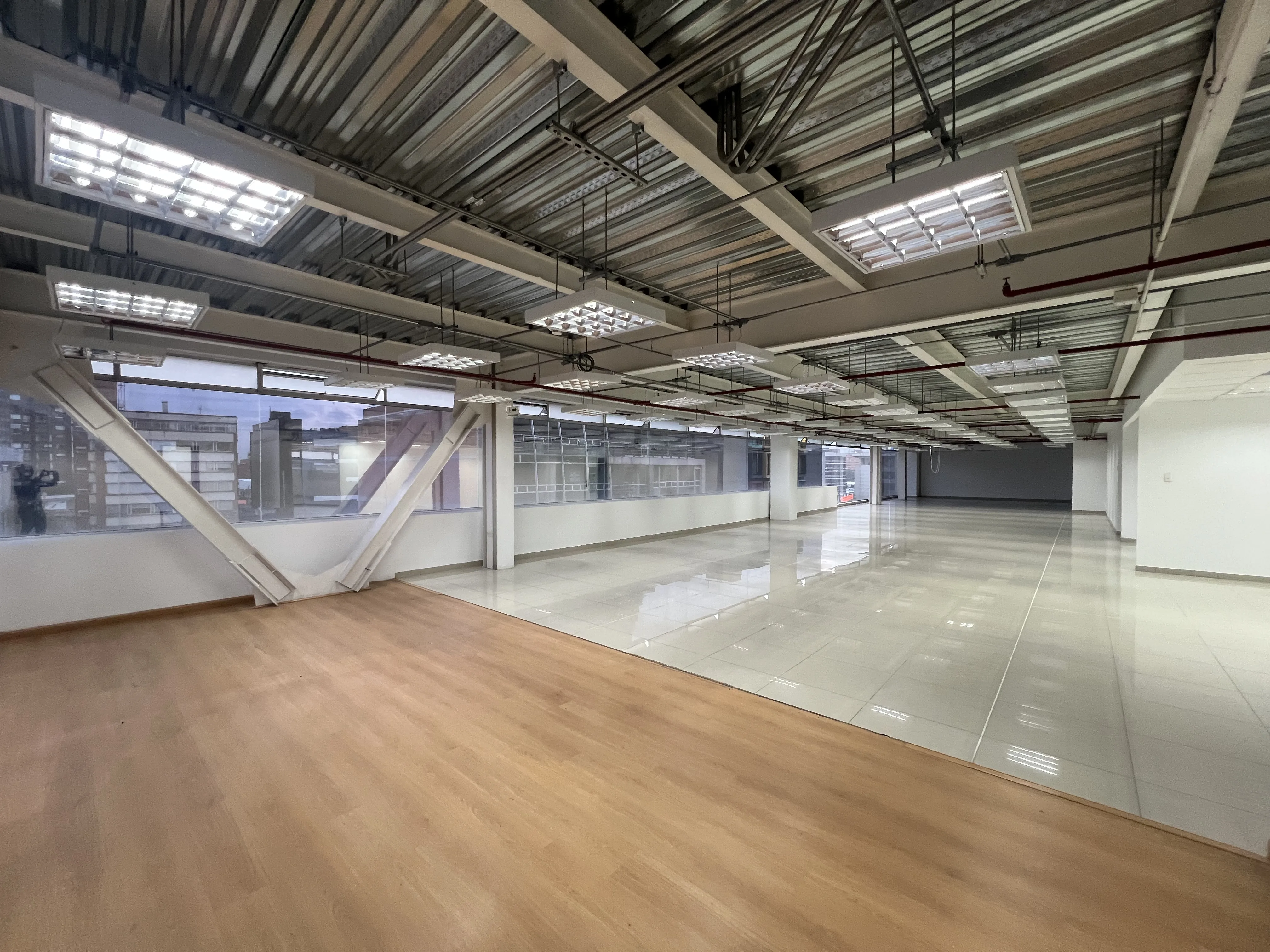 OFICINA DUPLEX EN ARRIENDO, CHICO