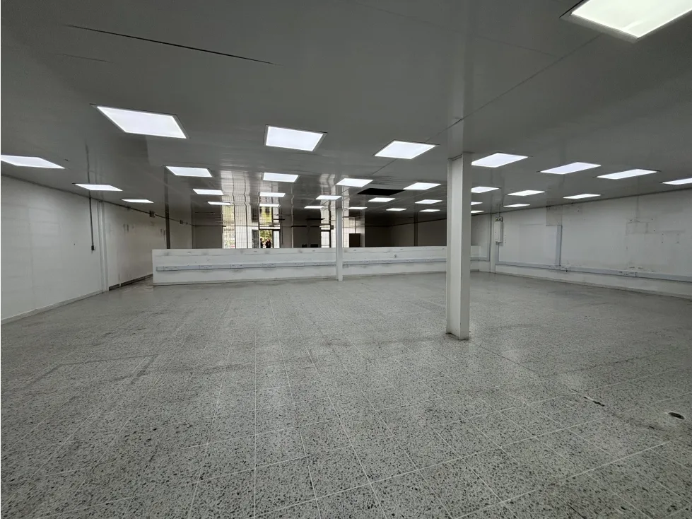 Local en Arriendo en Bella suiza, Bogotá