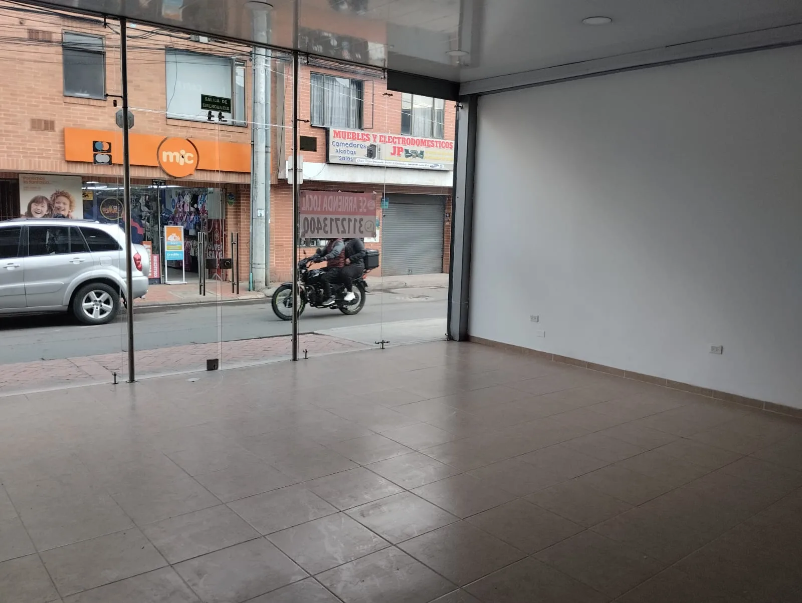 Local en Arriendo en Cota