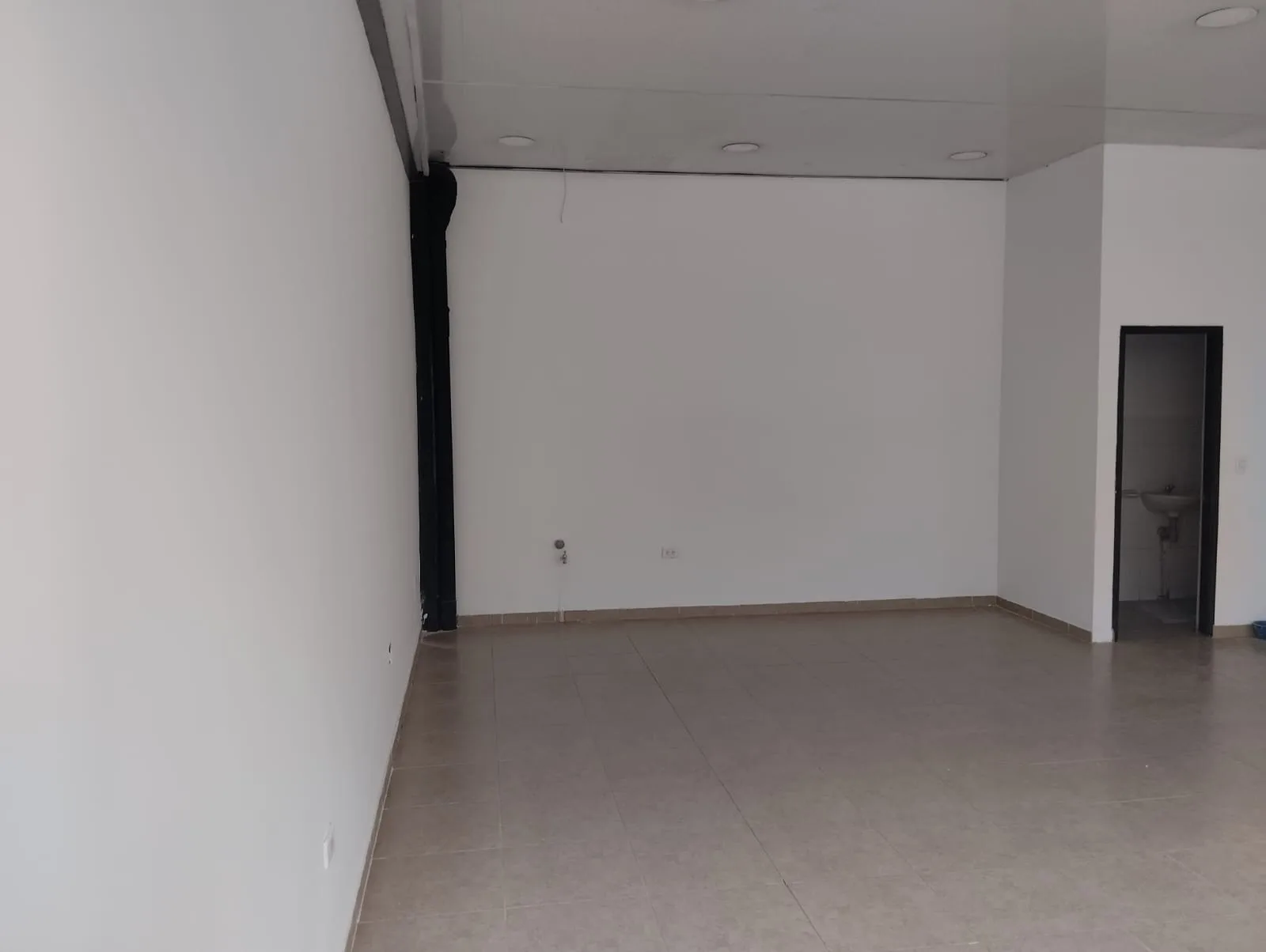 Local en Arriendo en Cota