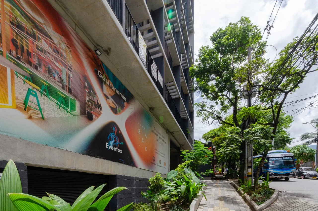 APARTAMENTO EN ARRIENDO EN LA CEJA EN UNIDAD CERRADA.