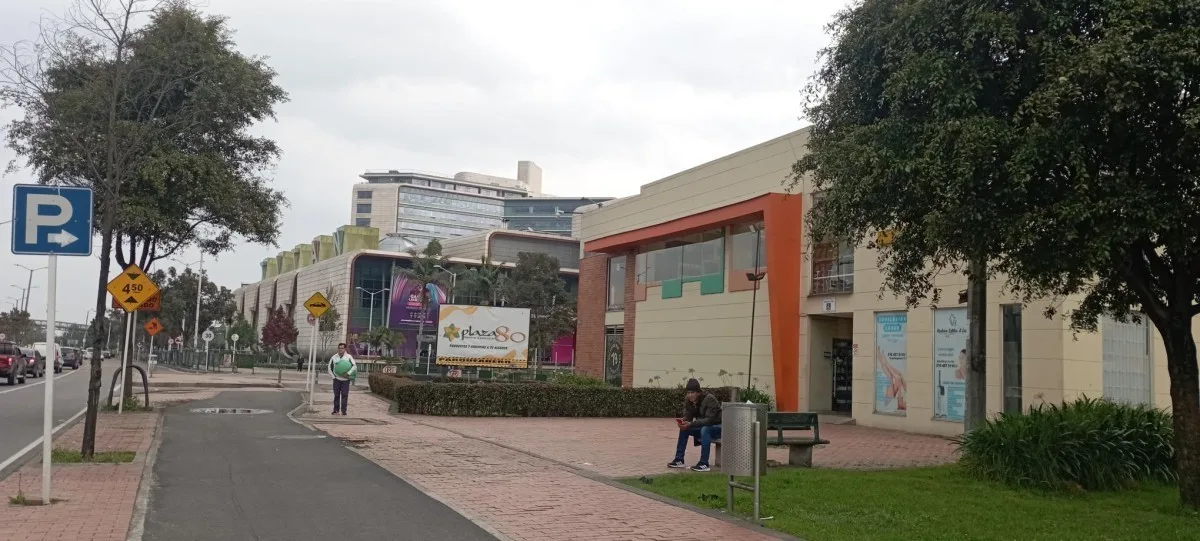 Local en  Arriendo en Pontevedra, Bogotá