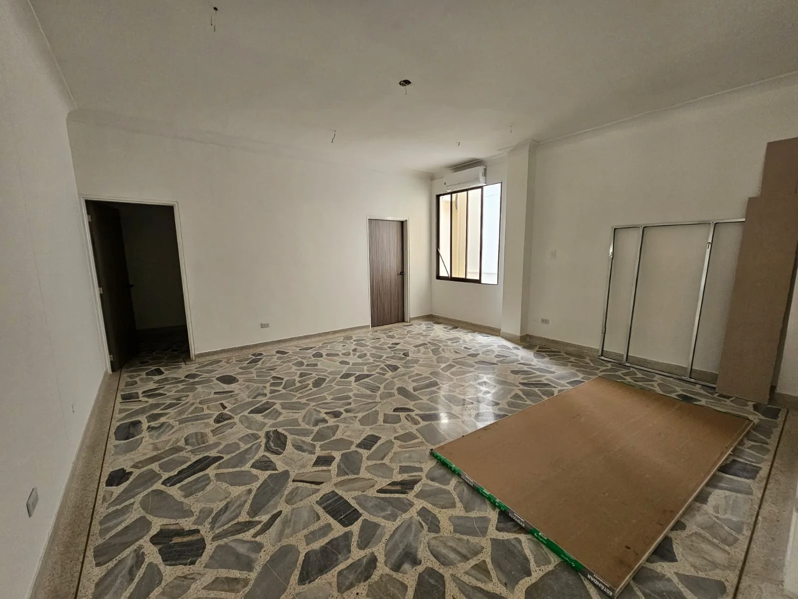 Local en arriendo en Ciudad jardin, Cali