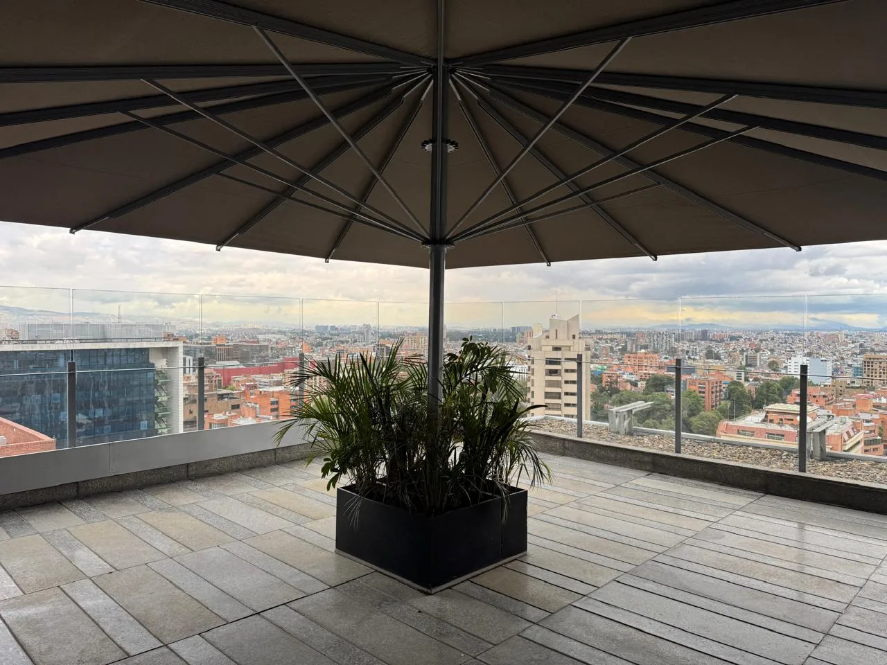 Oficina en Arriendo en Bellavista, Bogotá