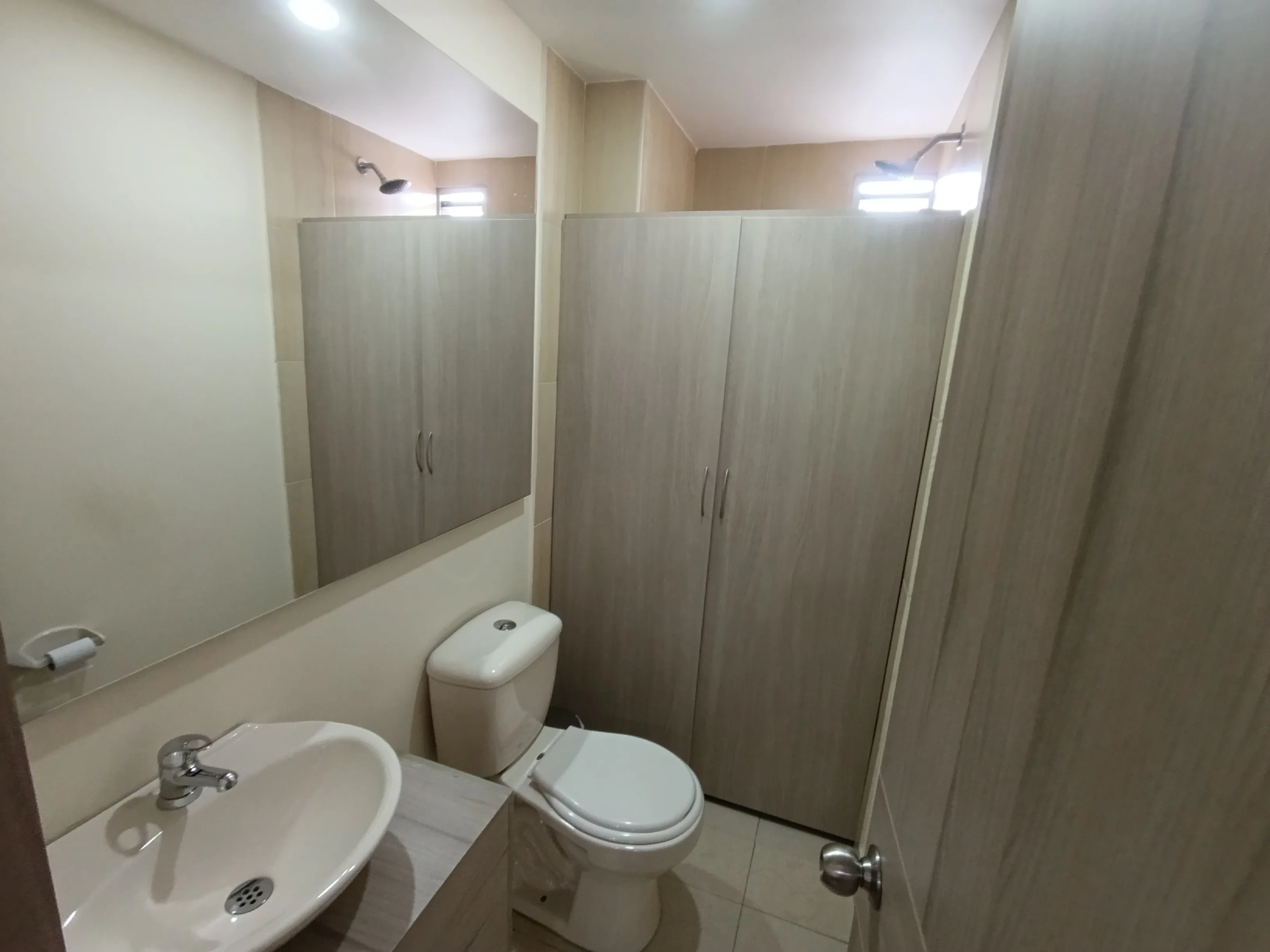 Oficina en Arriendo en Cedritos, Bogotá