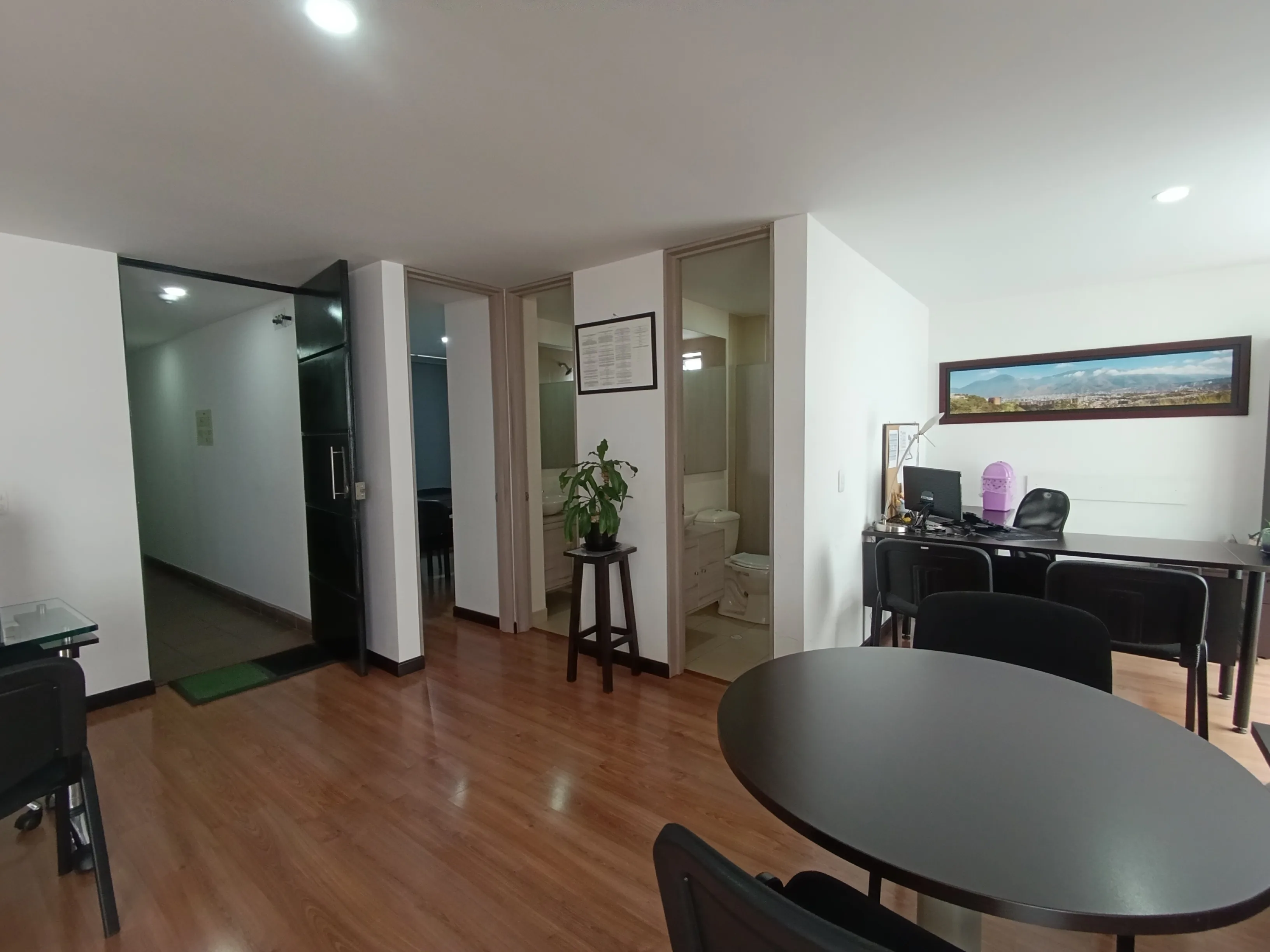 Oficina en Arriendo en Cedritos, Bogotá